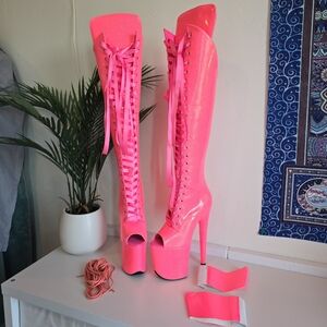 NWOB Hella Heels Glitterati Juicy Pink Burst Over Knee Boots 8" Heel Open Toe